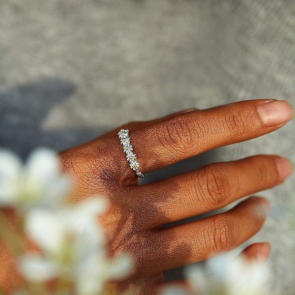 2 st glänsande ringar med prästkrage, silverfärgad justerbar fingerring med blommor, öppningsbara blomsterringar för kvinnor och flickor