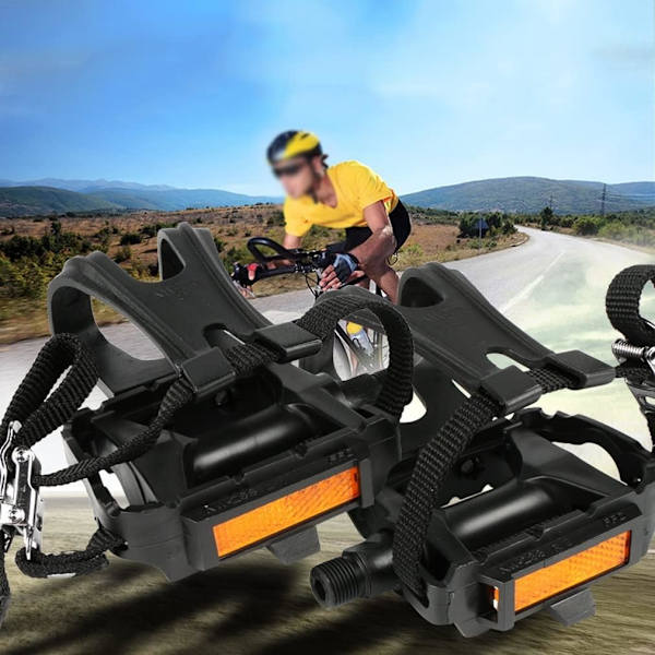 1 par cykelpedaler med tåclips og stropper, brugt til fitnesscykler