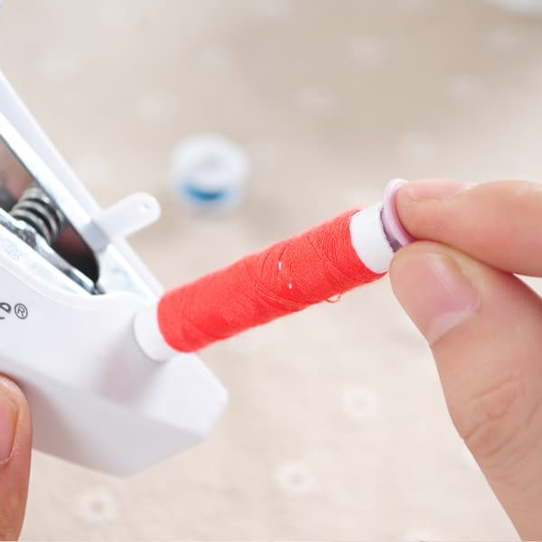 Mini hushåll enkel operation symaskin
