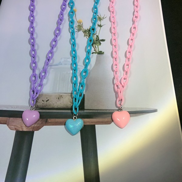 Elegant Women Heart Candy Color Akrylhänge Halsband Smycken, set med 3 st-stift