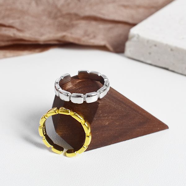 Lätt lyx stil smycken silver geometrisk fyrkantig fingerring ins koreanska person