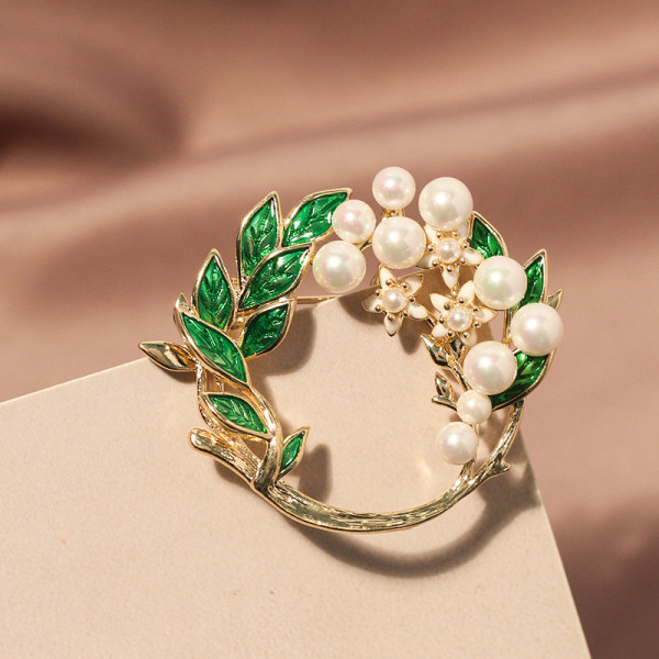 Gardenia Flower Pearl Broche Corsage Brystnål Legering smykker kostume tilbehør