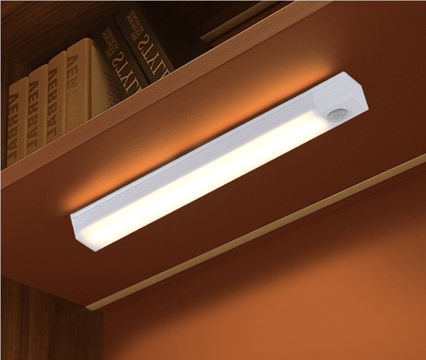 Bevegelsessensor skaplys USB oppladbar skrivebordslampe, 30cm, varm