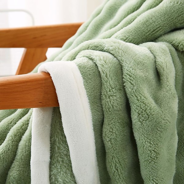 Grønn Flanell Fleece Teppe, Fluffy Boble Teppe, Mykt og Komfortabelt, Lett Reise Camping Teppe for Sofa og Seng (Grønn, 120*200cm)