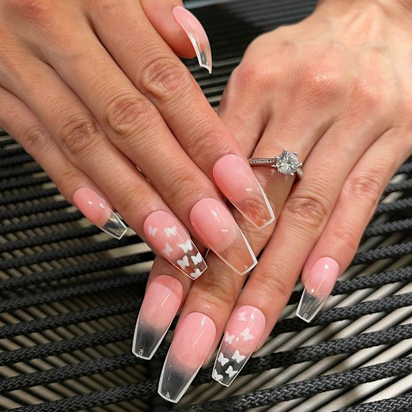 Långa tryck på naglar kista falska naglar franska akrylnaglar med fjärilsdesign rosa nagelglans naglar 24 st/set