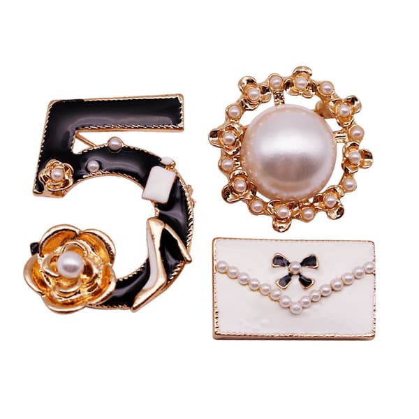 Unikt designet imitation perle nummer fem broche nåle 3-delt sæt til kvinder