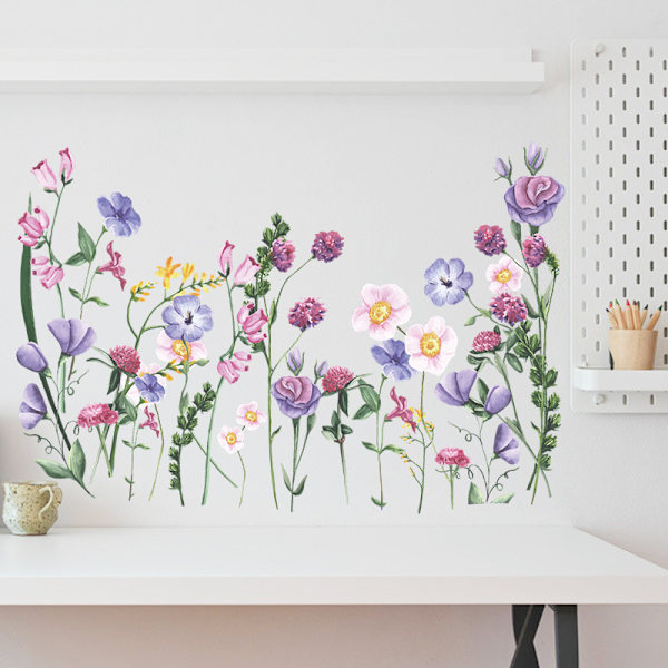 En uppsättning väggdekaler med blommor och växter - väggdekor
