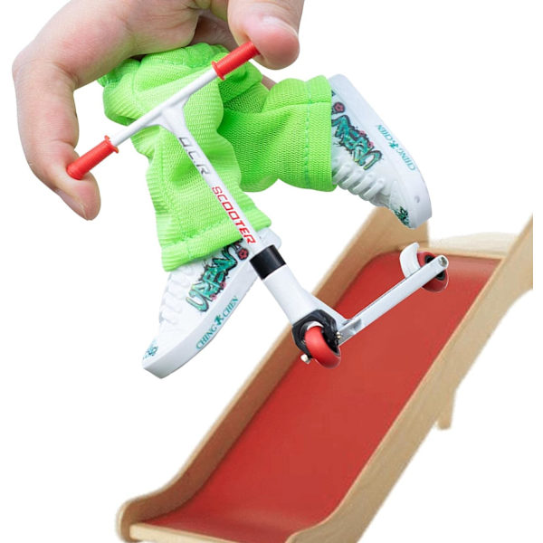 Sormilelu Fingerboardit, Finger Scooter -setti sisältää Finger Scooterin