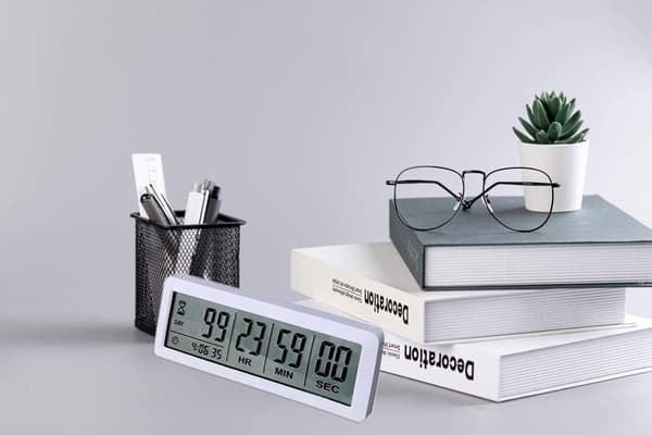 Digital 999 dagar nedräkningsklocka timer magnetisk baksida för semester