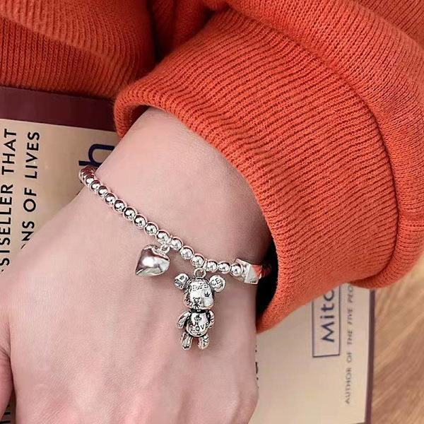 Silver Armband för Kvinnor Mode Pärlor Tillbehör Enkla Hjärta Björnhänge Armband Trend Party Smycken