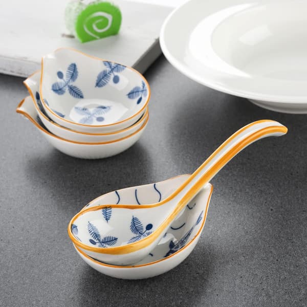 Skedar i japansk stil, set med 4