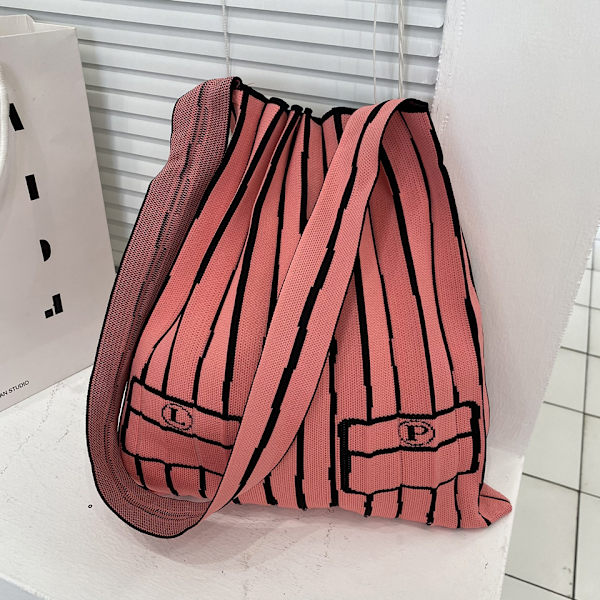 Japansk stickad plisserad dam Tote Bag axelväska randig hopfällbar crossbody väska