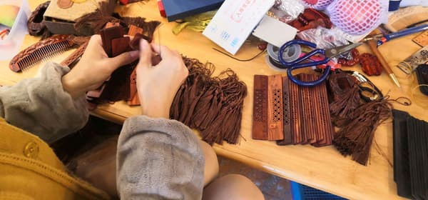 4 stk. kinesiske stil trebokmerker