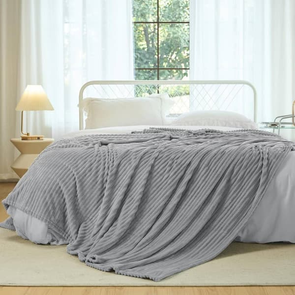 Flanellfilt med ränder för soffa och säng | Grå | 220x240 cm