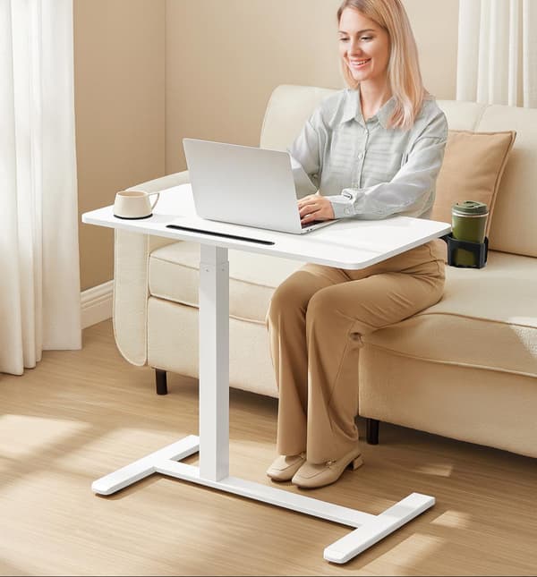 Ställbart vitt sidobord på hjul - mobilt skrivbord - 102 cm
