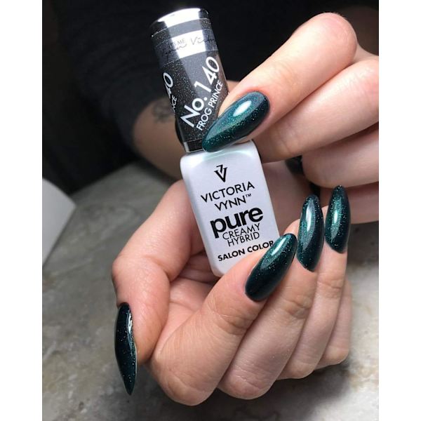Victoria Vynn - Pure Creamy - 140 Frog Prince - Gellack Green