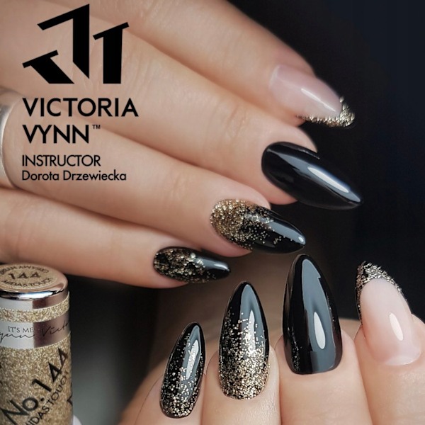 Victoria Vynn - Pure Creamy - 144 Midas Touch - Gellack Guld