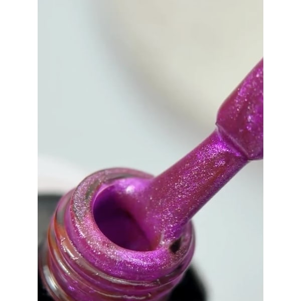 Victoria Vynn - Gel Polish - 399 Alexa - Cat Eye - Gellack Rosa