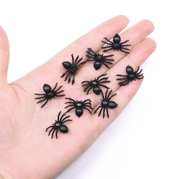 50Pack Mini Fake Black Spider Halloween busleksaker