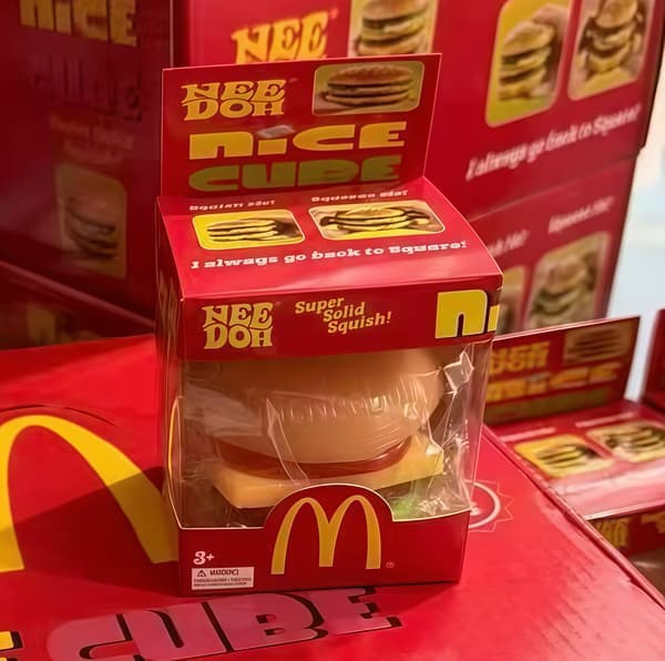 Schylling Needoh Nice Cube sensorisk leke, stresslindrende blokk, klem, lindre stress, puslespill og slipp KFC