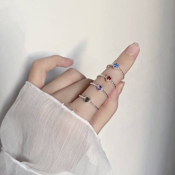 Ring med hjertedesign, rød, 1 stk