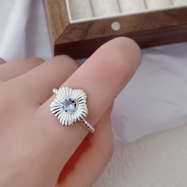 Delikat Blomsterring, Blå, 1 stk