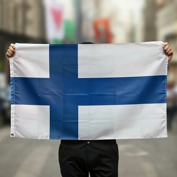 Suomen lippu - 150 x 90 cm 75