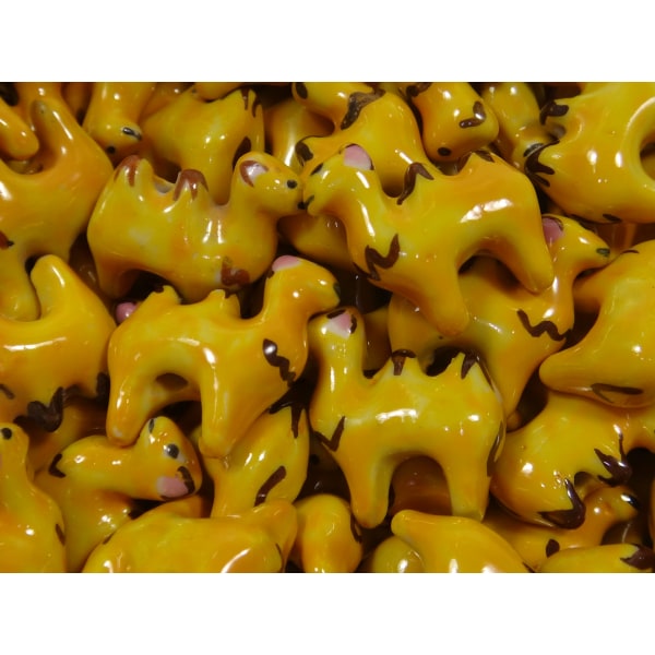10st Porslinspärlor - Kamel gul 19 mm