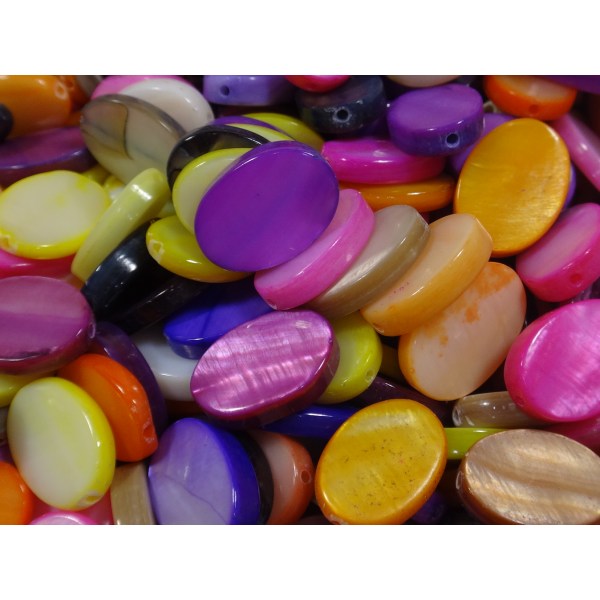 30st Snäckskalspärlor Ovala - Blandade Färger flerfärgad 13 mm
