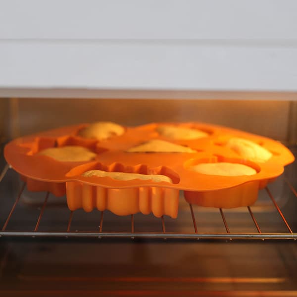 2 STK Silikone Halloween Spøgelse Græskar Bageform Sæt Non-Stick Chokolade Gelé Fondant Kage Bageform til Festgave Håndlavede Sæbeforme med