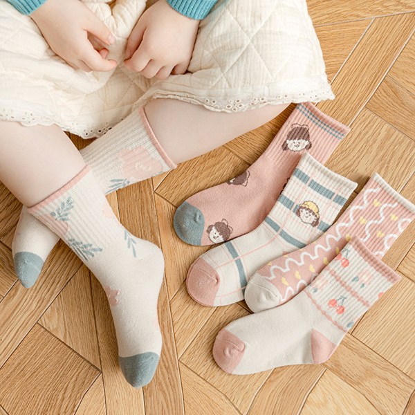 5 paria baby polvikorkeat sukat Baby Princess söpöt luistamattomat