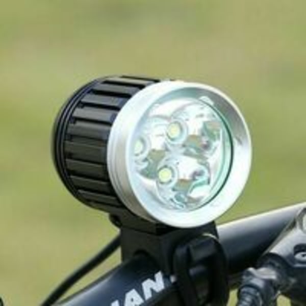 Kraftig LED MTB-lys, cykellygte, MTB-lys, genopladelig LED-cykellygte, vandtæt, 3600 LM, 3 T6 CREE XM-L, 4 lystilstande + baglygte,