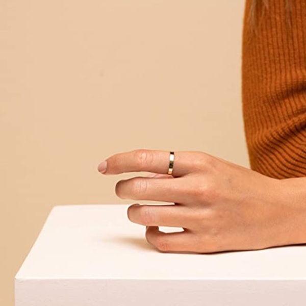 Klassinen kolmivärinen sormus, yksinkertainen kapea versio 4mm viistetty sileä