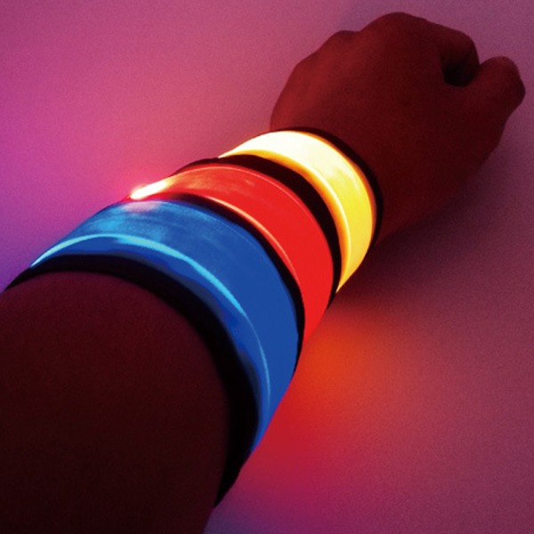 LED reflekterande klapp armband, lysande handledsnattlöpning