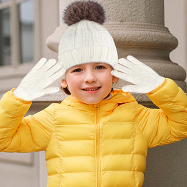 Monokrom varm børnehue, tørklæde og handsker tredelt sæt