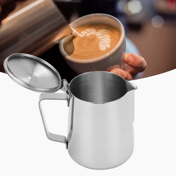 Mjölkskummarekanna 304 Rostfritt Stål Mjölkskummare Kaffekopp med Lock för Hemma Kaffebar 600ML
