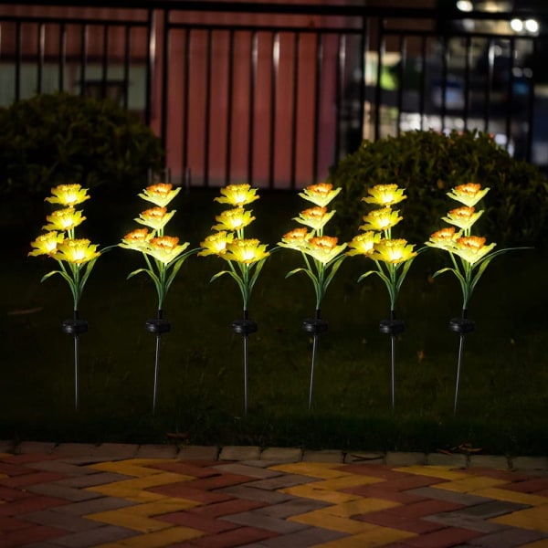 2 Pack Solar Daffodil Lights Dekorativa Path Lights för