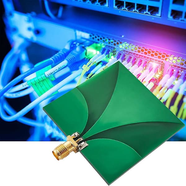 UWB 4dBi platt panelantenn Frekvens 2,8-10,5G honkontakt för ultrabredbandspositionering A