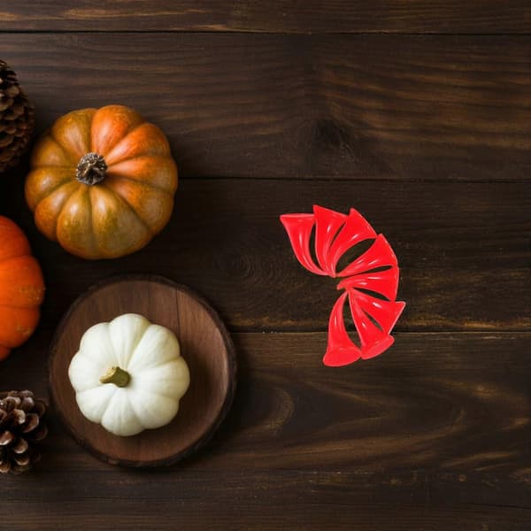 Sarvipanta Halloween-asuun 40 kpl muovisarvilla A