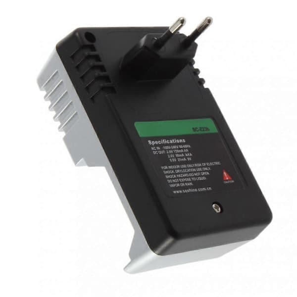 Mini EU-plugg standardlader for AA/AAA/9V/Ni-MH/Ni-Cd oppladbart batteri, holdbar