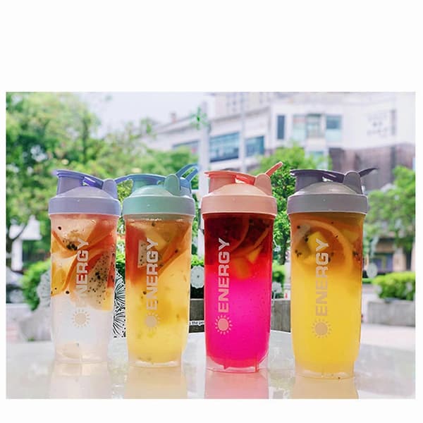 KAGAYD 1-pack (500ml/700ml) 28 Oz proteinshakerflaskor kompatibla med proteinblandningar, 2x vispar, läckagesäkra koppar A