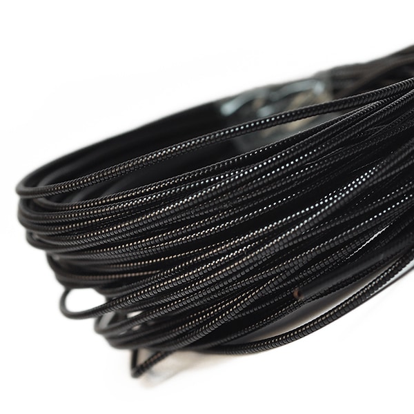Styv cannetille wire för pärlbroderier, 0.8mm grov, svart, ca 1m
