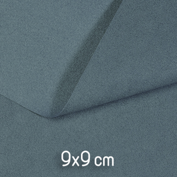 Ekologiskt ultrasuede, ca 9x9cm, grå-blått
