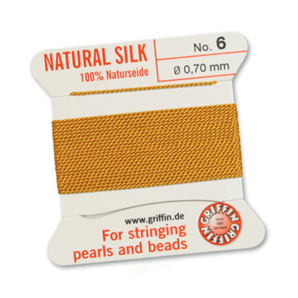 Griffin 100% naturligt pärlsilke med nål, Amber/bärnstensgul, 2m orange №4 (0,6mm)