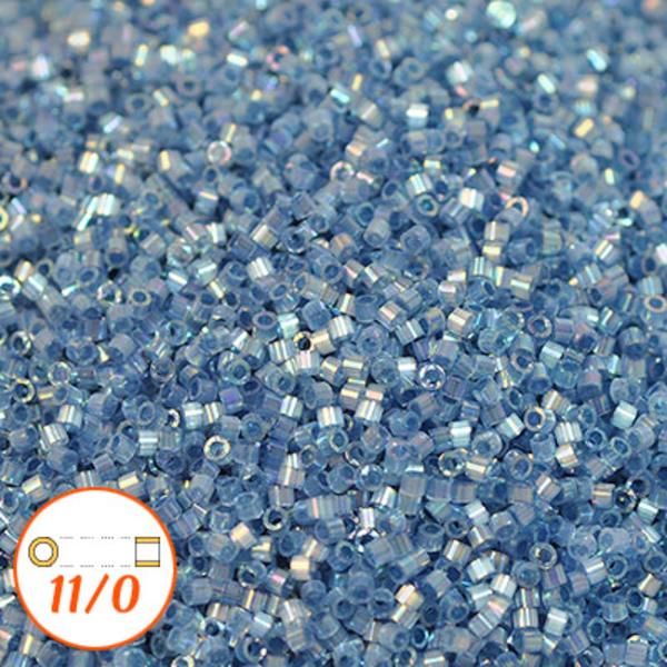 Miyuki Delica 11/0, I-D light sapphire AB silk glazed, 5g blå