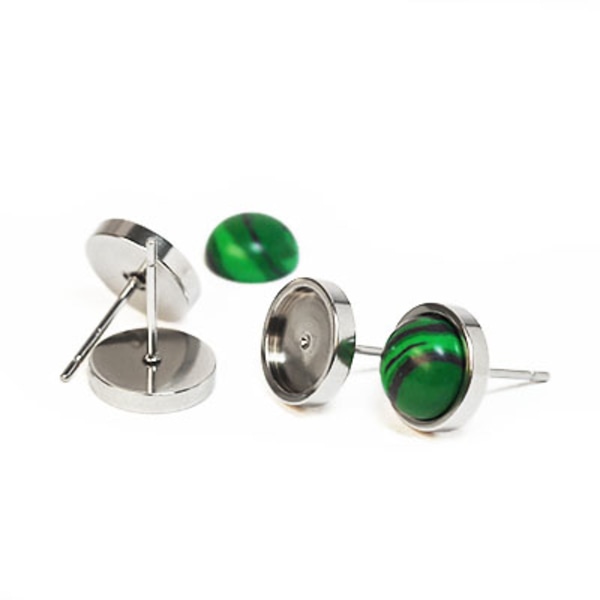 Öronstift av rostfritt kirurgiskt stål, 8mm rund infattning, 1 p silver
