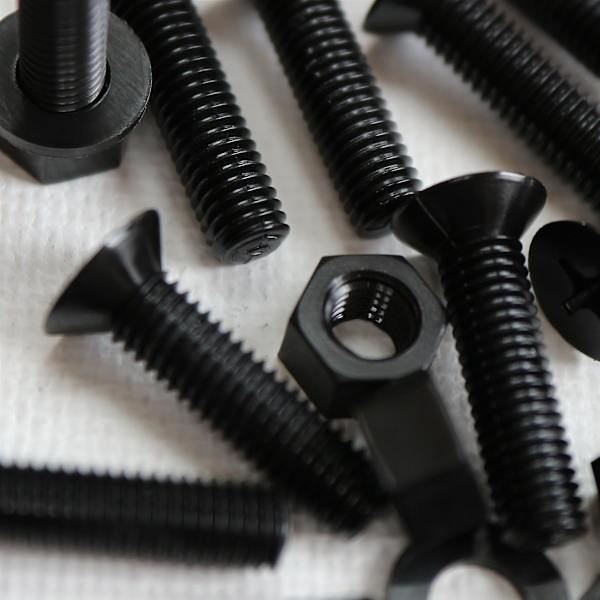 50x Svart Nylon, Försänkt Krysshuvud, M5 x 20mm, Plastbultar, Muttrar & Brickor - Skruvar