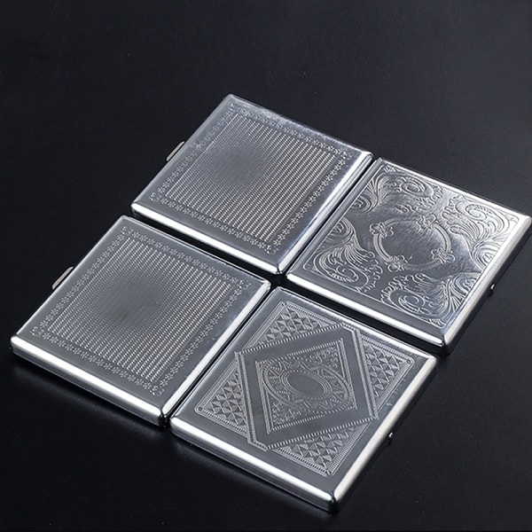 IC Dobbelåpne metall sigarett etui s futteral for ca 20 sigaretter bokser B