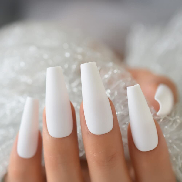 Ekstra lange Ballerina Hvide Falske Negle Matte Pure Solid Color Frosted Tapered Fost Tykke Genanvendelige Fingernegle 24 Stk