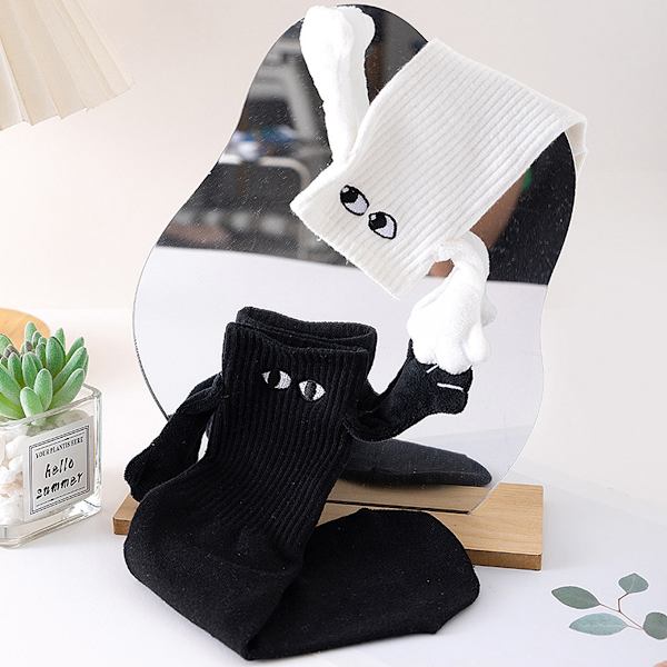 2 par med par som holder hender sokker, magnetiske morsomme eiendeler White+Black
